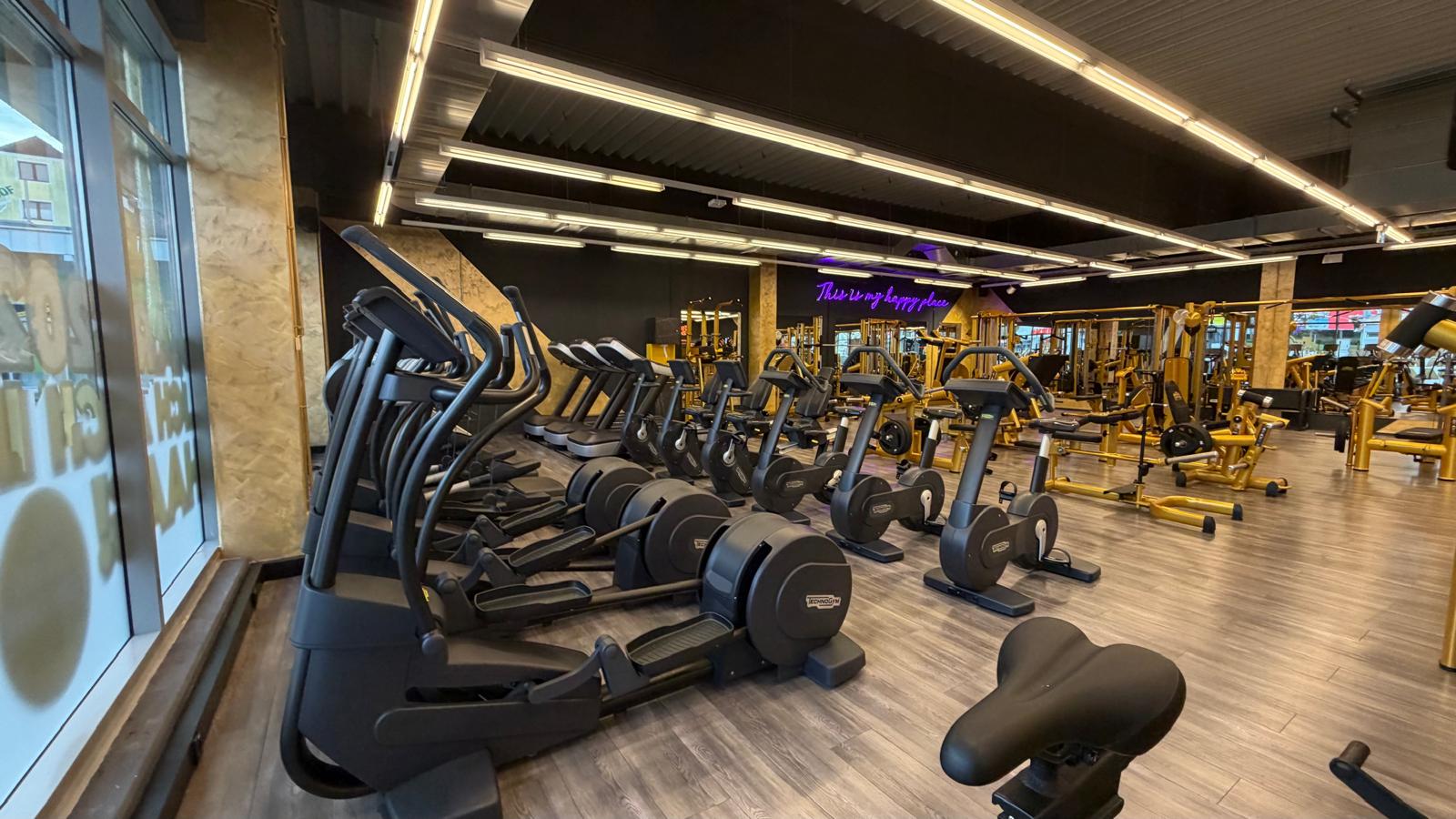 HappyFit Haag Cardiogeräte