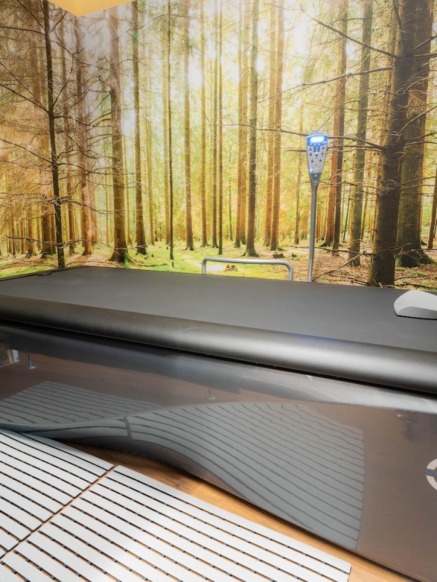Hydrojet Überwassermassage Liege